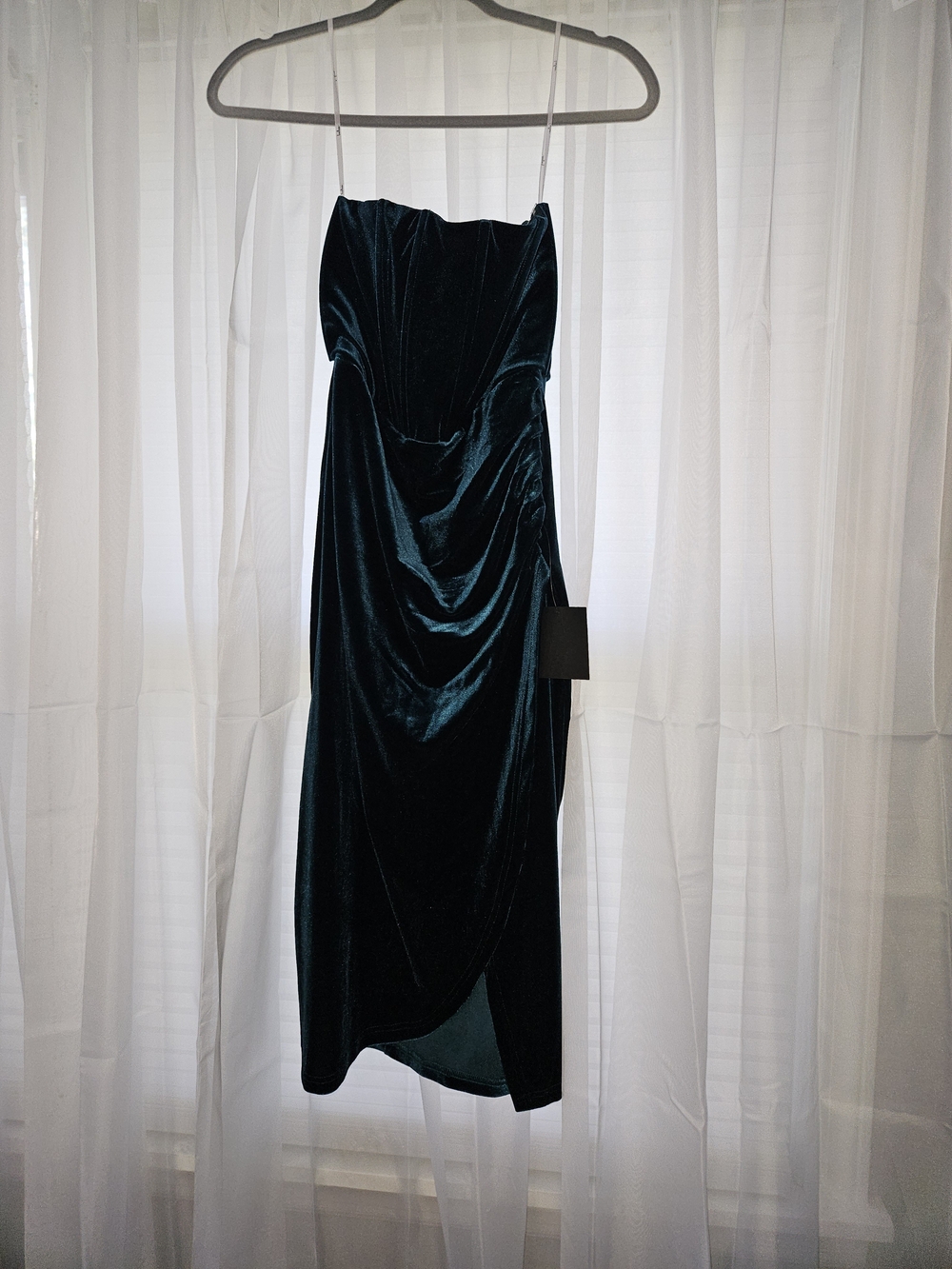 Lulu's Teal Strapless Velvet Midi Dress